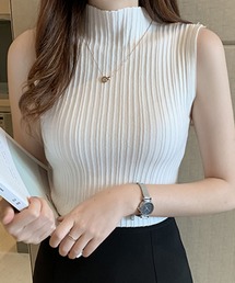 TiffanyLOEWE ホワイトリブハイネックタンクトップ リブニット」に該当するタンクトップ（ホワイト/白色系）ファッション
