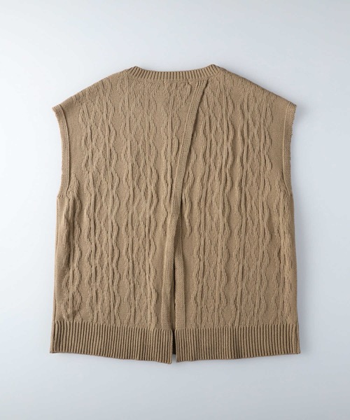 HONEYSUCKLE ROSE（ハニーサックルローズ）の「【HONEYSUCKLE ROSE】スリットケーブルベスト（ベスト・レディース・ベージュ/オフホワイト・M/L）」の7枚目の写真
