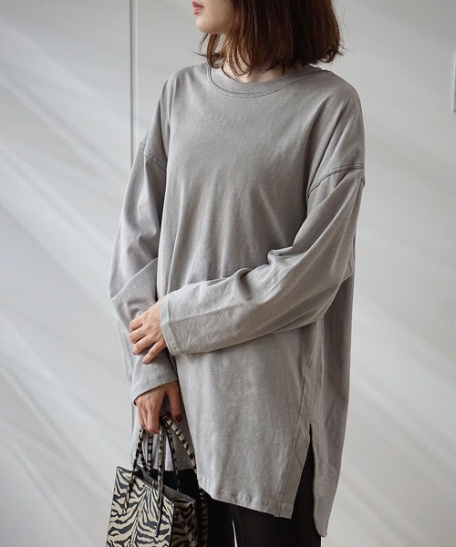 GeeRA(ジーラ)の「配色ステッチチュニック(Tシャツ/カットソー・レディース・ライトカーキ/グレー/ブラック・MEDIUM)」の2枚目の写真