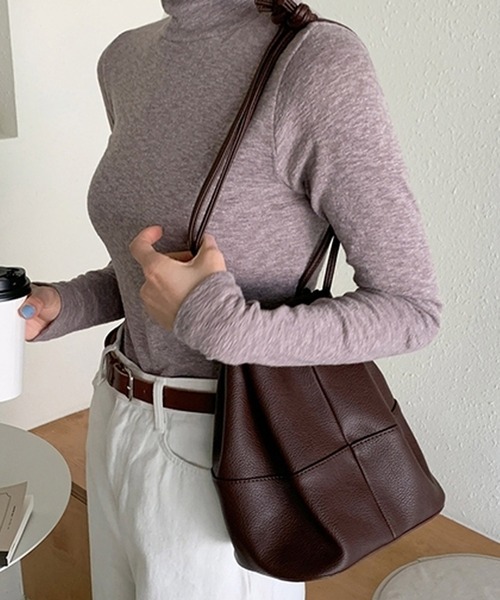 shopnikoniko（ショップニコニコ）の「巾着ショルダーバッグ 巾着型（ショルダーバッグ・レディース・ベージュ/ブラック/ブラウン/ホワイト/ワイン・フリー）」の7枚目の写真