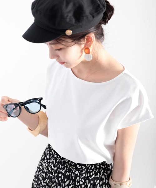 classicalelf（クラシカルエルフ）の「綿100％、さらり滑らか。シンプルフレンチトップス（Tシャツ/カットソー・レディース・ホワイト/ブラック/ベージュ/ブラウン/モカ・MEDIUM/LARGE/X-LARGE）」の12枚目の写真