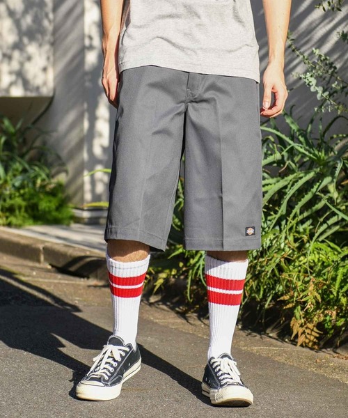 Dickies(ディッキーズ)の「【Dickies】42283 / ディッキーズ 13インチポケット ワークショーツ(チノパンツ・メンズ・レッド/チャコールグレー/ブルー/ホワイト/ベージュ/ブラウン/ネイビー/カーキ/ブルー系その他/ブラック・30inch/36inch/32inch/28inch/34inch/26inch)」の4枚目の写真