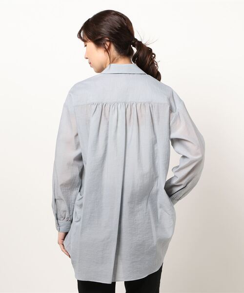 Q（キュー）の「ワッシャーボーダースキッパーシャツ（シャツ/ブラウス・レディース・ライトグレー/アイボリー・MEDIUM）」の3枚目の写真