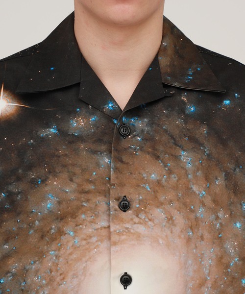 NEONSIGN（ネオンサイン）の「【NEONSIGN】Cosmo Barred Spiral × Milky CottonTwill Shirts HS（シャツ/ブラウス・メンズ・ブラック・44/46）」の7枚目の写真