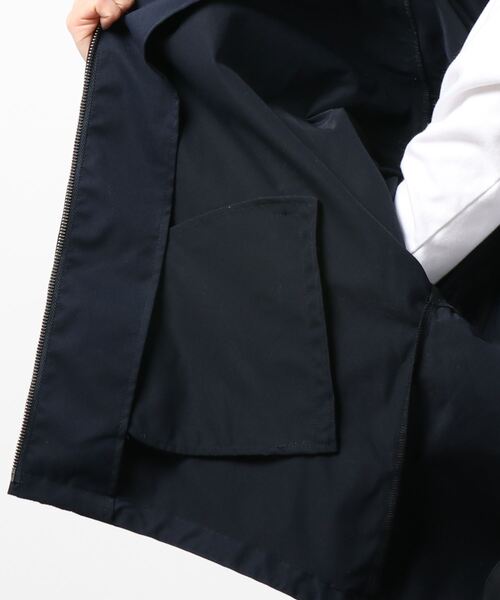 Te chichi TERRASSE（テチチテラス）の「ポリエステルツイルマウンテンパーカー（パーカー・レディース・オフホワイト/ネイビー/ベージュ・ﾌﾘ-）」の5枚目の写真