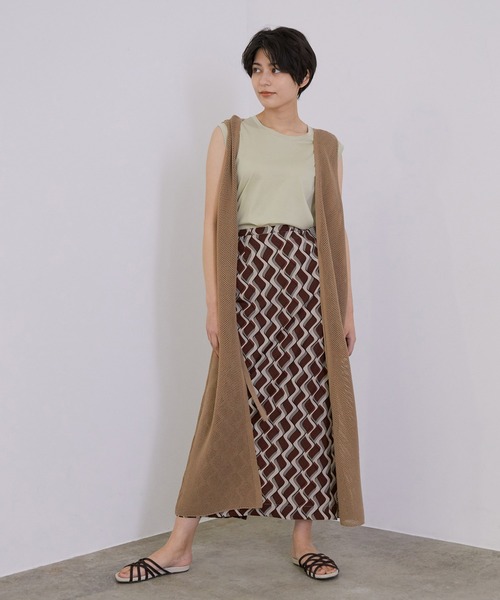 MADEMOISELLE ROPE'（マドモアゼル ロペ）の「【手洗い可】【前後2WAY】メッシュロングジレ（ベスト・レディース・ベージュ/オフホワイト・38）」の2枚目の写真