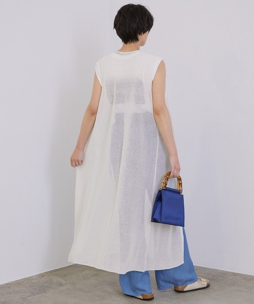 MADEMOISELLE ROPE'（マドモアゼル ロペ）の「【手洗い可】【前後2WAY】メッシュロングジレ（ベスト・レディース・ベージュ/オフホワイト・38）」の4枚目の写真