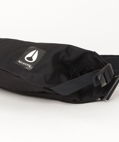NIXON（ニクソン）の「NIXON/ニクソン Trestles Hip Pack ミニショルダーサコッシュ コンパクトウエストバッグ（ボディバッグ/ウエストポーチ・メンズ・ブラック・FREE）」の16枚目の写真