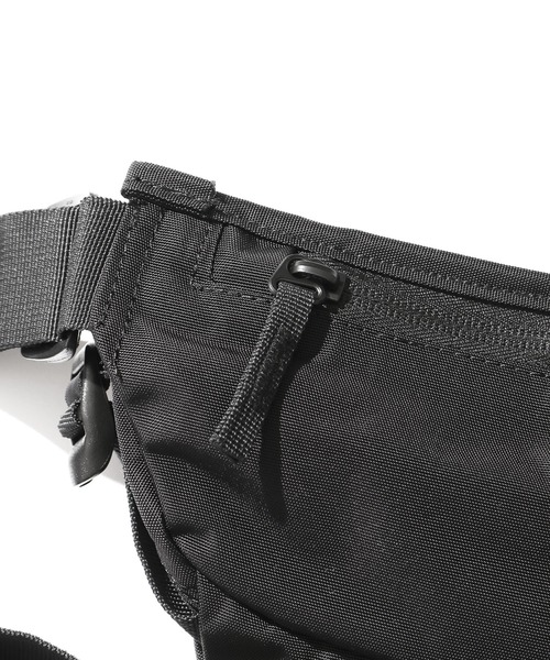 NIXON（ニクソン）の「NIXON/ニクソン Trestles Hip Pack ミニショルダーサコッシュ コンパクトウエストバッグ（ボディバッグ/ウエストポーチ・メンズ・ブラック・FREE）」の12枚目の写真