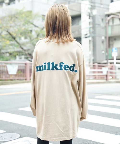 MILKFED.（ミルクフェド）の「BACK PATCH LOGO L/S TOP（Tシャツ/カットソー・レディース・グリーン/ライトブルー/ブラック/ネイビー/ホワイト/ベージュ・ONE SIZE）」の4枚目の写真