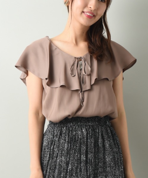 INTERPLANET（インタープラネット）の「アンティークサテンフリルブラウス（シャツ/ブラウス・レディース・ブラウン/オフホワイト/オレンジ・FREE）」の3枚目の写真