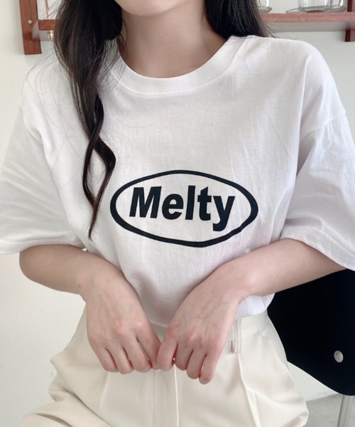 TOEASY（トゥイージー）の「『TOEASY/トゥイージー』Melty Round Short-Sleeved T-Shirt/サークルロゴ 英字レタリング半袖Ｔシャツ（Tシャツ/カットソー・レディース・ホワイト/ブラック/ライトグリーン・FREE）」の10枚目の写真