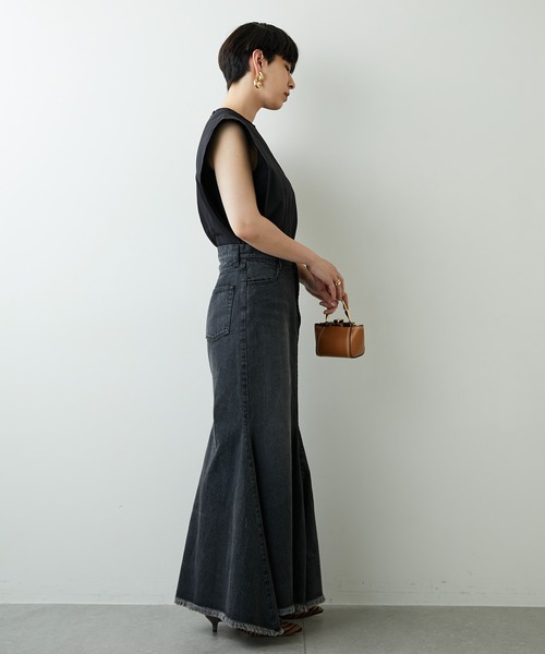 Whim Gazette（ウィムガゼット）の「タイプライターBOXシルエット