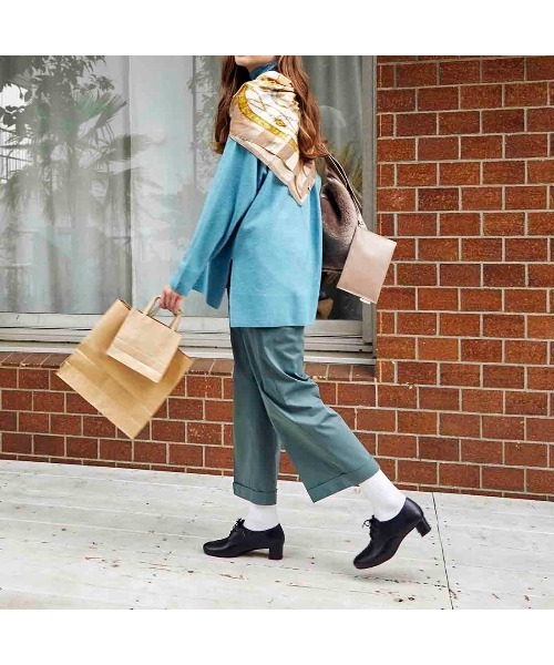 ing（イング）の「本革レースアップシューズ（スニーカー・レディース・ブラック/ダークブラウン・23cm/24cm/22.5cm/23.5cm/24.5cm）」の4枚目の写真