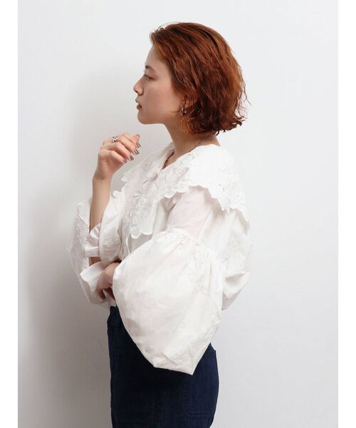 Ungrid（アングリッド）の「フリルカラードッキングブラウス（シャツ/ブラウス・レディース・ブラック/オフホワイト・FREE）」の4枚目の写真