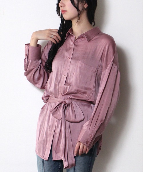 one way（ワンウェイ）の「【oneway】リボン付きビンテージサテンシャツ（シャツ/ブラウス・レディース・ホワイト/ライトグレー/パープル・FREE）」の3枚目の写真