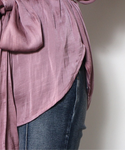 one way（ワンウェイ）の「【oneway】リボン付きビンテージサテンシャツ（シャツ/ブラウス・レディース・ホワイト/ライトグレー/パープル・FREE）」の5枚目の写真