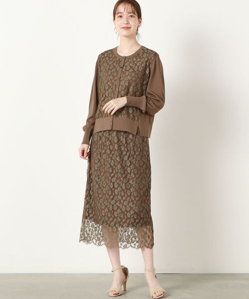 NOLLEY’S Sophi（ノーリーズソフィ）の「アニマルレース柄クルーネックカーディガン（カーディガン/ボレロ・レディース・ブラック/ブラウン・38/36）」の4枚目の写真