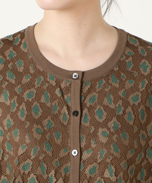 NOLLEY’S Sophi（ノーリーズソフィ）の「アニマルレース柄クルーネックカーディガン（カーディガン/ボレロ・レディース・ブラック/ブラウン・38/36）」の8枚目の写真