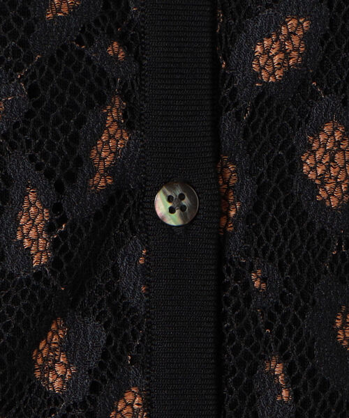 NOLLEY’S Sophi（ノーリーズソフィ）の「アニマルレース柄クルーネックカーディガン（カーディガン/ボレロ・レディース・ブラック/ブラウン・38/36）」の13枚目の写真