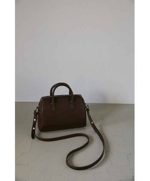 STYLEMIXER（スタイルミキサー）の「ミニマルボストンバッグ（ショルダーバッグ・レディース・ブラック/ブラウン・FREE）」の2枚目の写真