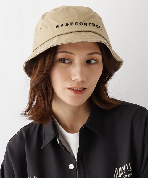 BASECONTROL(ベースコントロール)の「◆ロゴ刺繍 コットンツイル バケットハット(ハット・レディース・アイボリー/ブラック/ベージュ/ネイビー・99)」の3枚目の写真