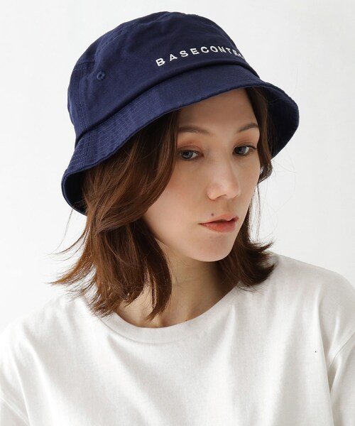 BASECONTROL(ベースコントロール)の「◆ロゴ刺繍 コットンツイル バケットハット(ハット・レディース・アイボリー/ブラック/ベージュ/ネイビー・99)」の4枚目の写真