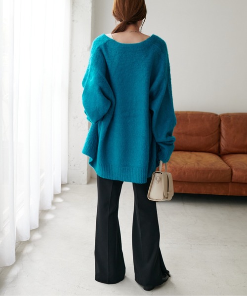 DISCOAT（ディスコート）の「【WEB限定/ユニセックス】モヘアライクシャギーカーディガン（カーディガン/ボレロ・レディース・チャコールグレー/ブラウン/レッド/ターコイズブルー/イエロー/グリーン/キャメル/グリーン系/ライム/ピンク/オレンジ/ブルー/ブラック/ベージュ/パープル・MEDIUM/LARGE）」の19枚目の写真