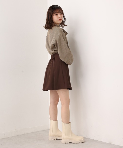 one after another NICE CLAUP（ワンアフターアナザーナイスクラップ）の「1枚で主役級の存在感。2Wayボウタイルーズシルエットシャツ（シャツ/ブラウス・レディース・グレー/オフホワイト/ベージュ系その他/ストライプ・FREE）」の21枚目の写真