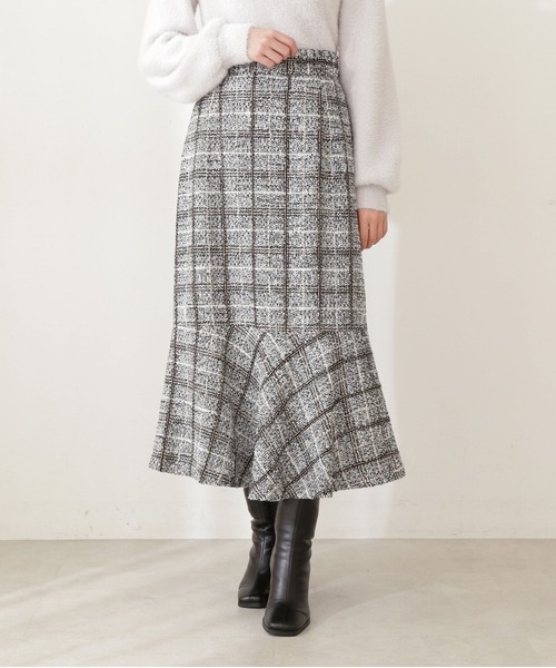 PROPORTION BODY DRESSING（プロポーションボディドレッシング）の「【堀田茜さん着用　美人百花11月号 掲載商品】チェックツイードマーメイドスカート / 1211220002（スカート・レディース・ブルー/ブラック/パープル/ピンク・SMALL/MEDIUM）」の10枚目の写真