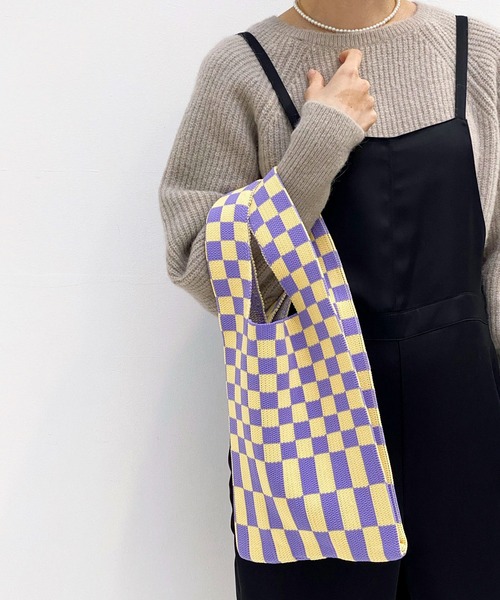 ottilie(オティーリエ)の「チェッカー柄ニットBAG(ハンドバッグ・レディース・ブラック/パープル・FREE)」の10枚目の写真