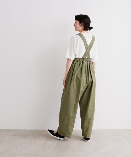 note et silence （ノートエシロンス）の「【 AMB100貨 】コットンダンプギャザーサロペット（サロペット/オーバーオール・レディース・カーキ/ネイビー・FREE）」の8枚目の写真