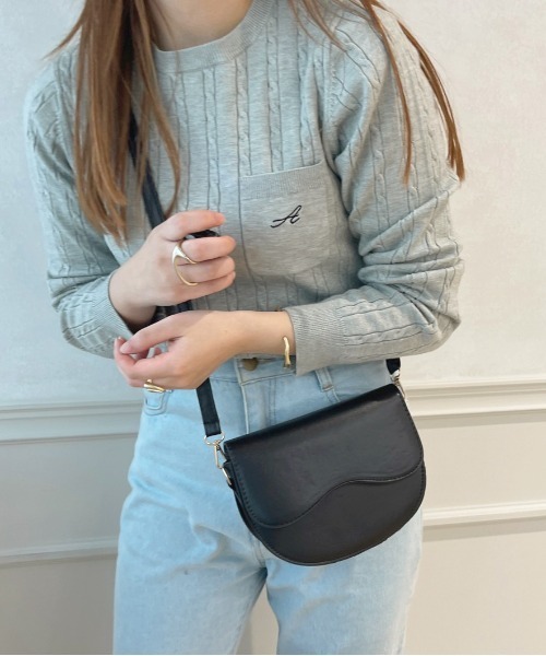 apres jour(アプレジュール)の「【apres jour×ARIAZ】ベーシックショルダーバッグ(ショルダーバッグ・レディース・ブラック/ダークブラウン・FREE)」の3枚目の写真
