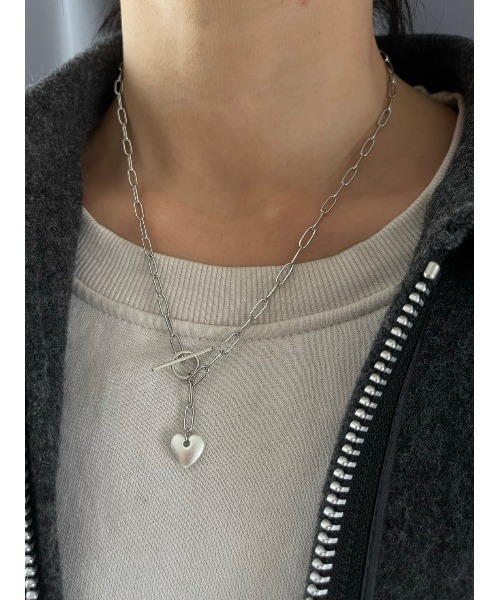 mou（モウ）の「マットカラーハートトップチェーンネックレス（ネックレス・レディース・シルバー/ゴールド・FREE）」の7枚目の写真