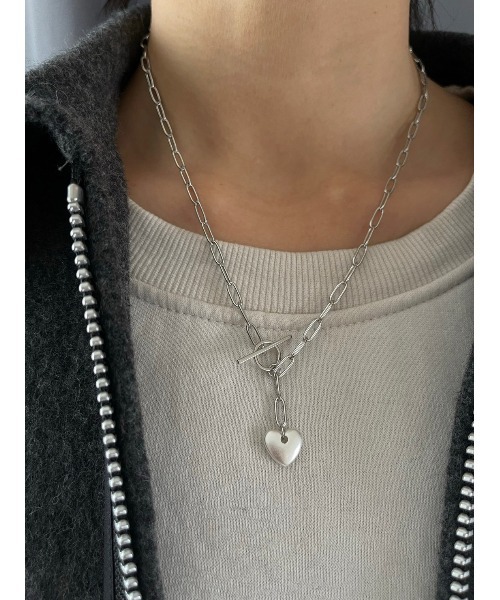 mou（モウ）の「マットカラーハートトップチェーンネックレス（ネックレス・レディース・シルバー/ゴールド・FREE）」の9枚目の写真
