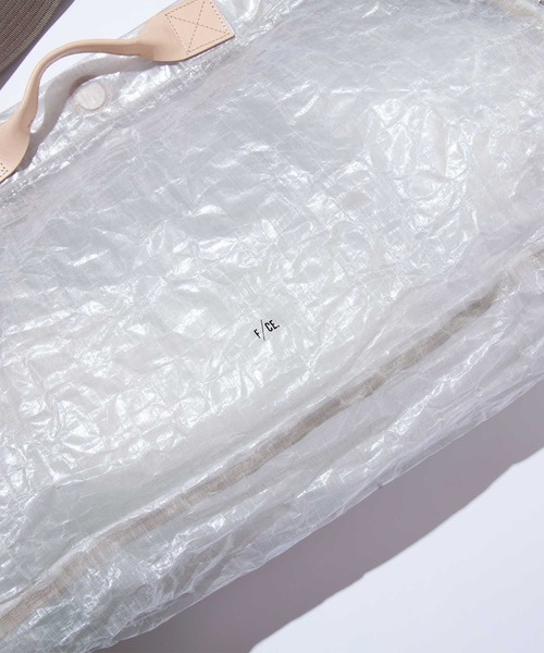 F/CE. (エフシーイー)の「F/CE. DYNEEMA MESSENGER / エフシーイー ダイニーマ メッセンジャーバッグ(メッセンジャーバッグ・メンズ・ホワイト・FREE)」の7枚目の写真