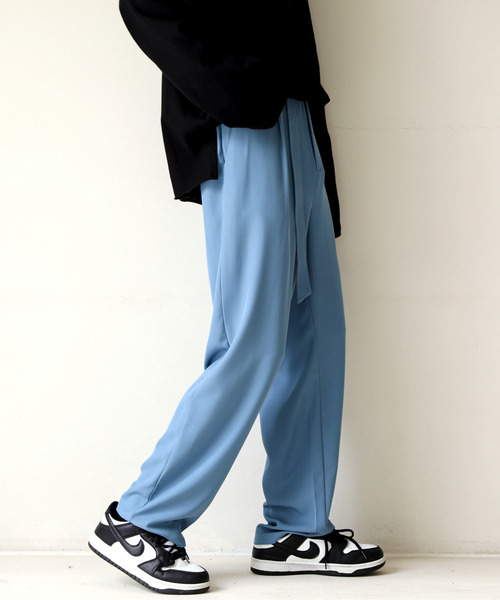 neos（ネオス）の「【neos -addictive design-】ルーズシルエット ウエストベルト付 テーパード スラックス パンツ（スラックス・メンズ・ブラック/ベージュ/ブルー/スモークグレー・MEDIUM/LARGE）」の10枚目の写真