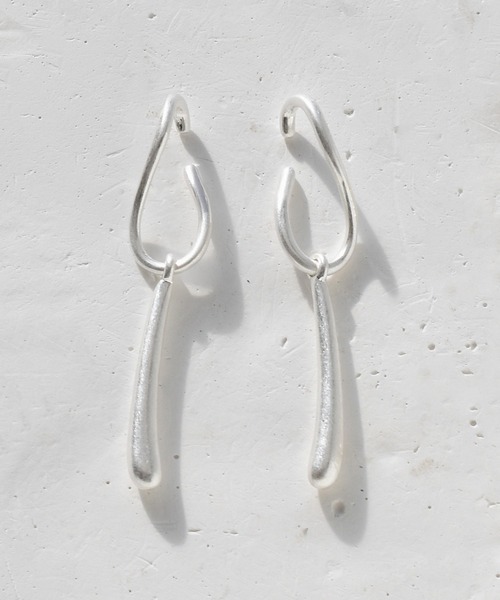 GOLDY（ゴールディ）の「スウィング スピーシーズ ニュアンス イヤーカフ（イヤーカフ・レディース・シルバー/ゴールド/シルバー系その他/ゴールド系その他・FREE）」の8枚目の写真