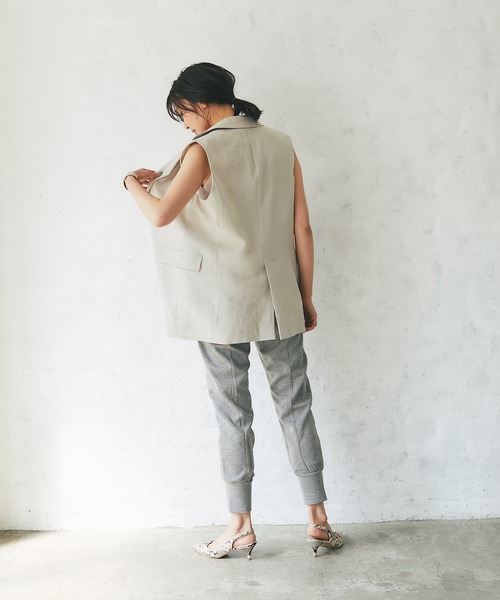 RIVE DROITE(リヴドロワ)の「リネンストレッチラペルジレ(ベスト・レディース・ベージュ・FREE)」の14枚目の写真