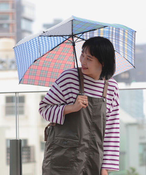 BEAMS BOY(ビームスボーイ)の「BEAMS BOY / チェック クレイジー 折り畳み アンブレラ(折りたたみ傘・レディース・その他・FREE)」の3枚目の写真