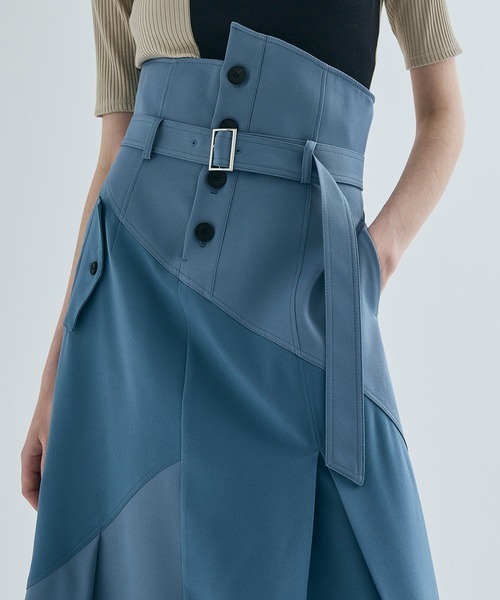 UNITED TOKYO（ユナイテッドトウキョウ）の「トレンチライクスカート（スカート・レディース・ブラック/ベージュ/ブルー/ライトブルー・1/2/3）」の15枚目の写真