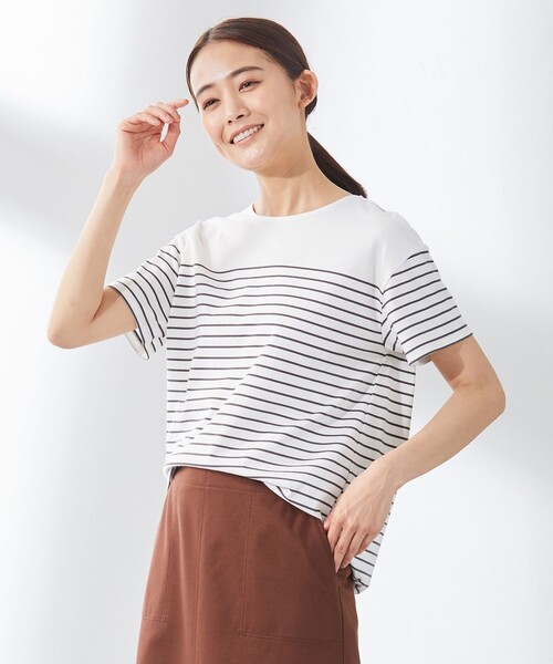J.PRESS(ジェイプレス)の「パネルボーダー カットソー(Tシャツ/カットソー・レディース・ホワイト系1/ベージュ系1/グレー系1・T13/T15)」の2枚目の写真