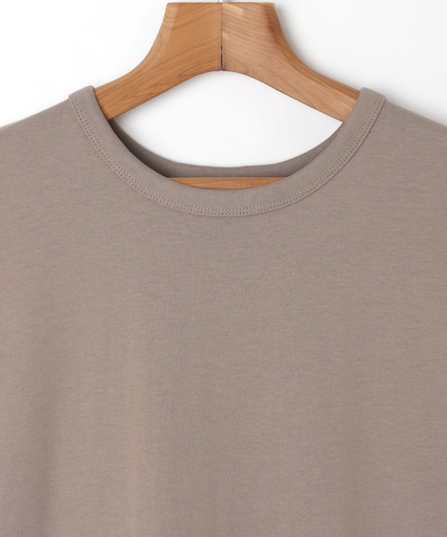 andme(アンドミー)の「コットン天竺フレンチスリーブTシャツワンピース(ワンピース・レディース・チャコールグレー/ブラック/オフホワイト/グリーン/グレイッシュベージュ/テラコッタ・M)」の7枚目の写真