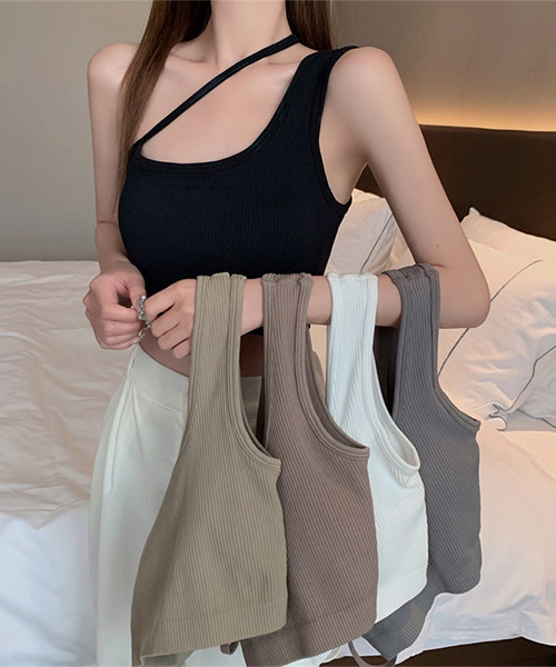 c.u.l(シーユーエル)の「【c.u.l:w】カップ付き ワンショルダータンクトップ キャミソール culw218(タンクトップ・レディース・ベージュ/カーキ/ブラック/ホワイト/グレー・FREE)」の6枚目の写真