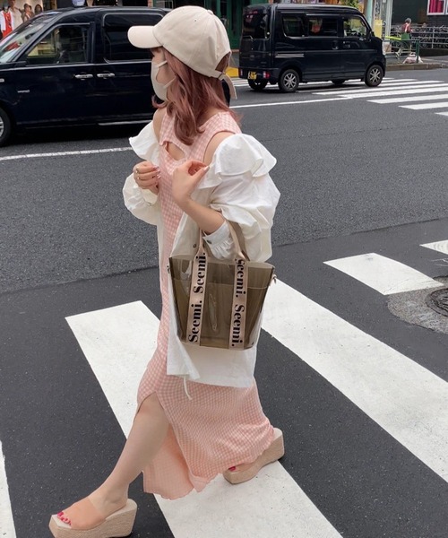 one after another NICE CLAUP(ワンアフターアナザーナイスクラップ)の「フリルミドルマウンテンパーカー(マウンテンパーカー・レディース・ブラック/オフホワイト/カーキ・FREE)」の9枚目の写真