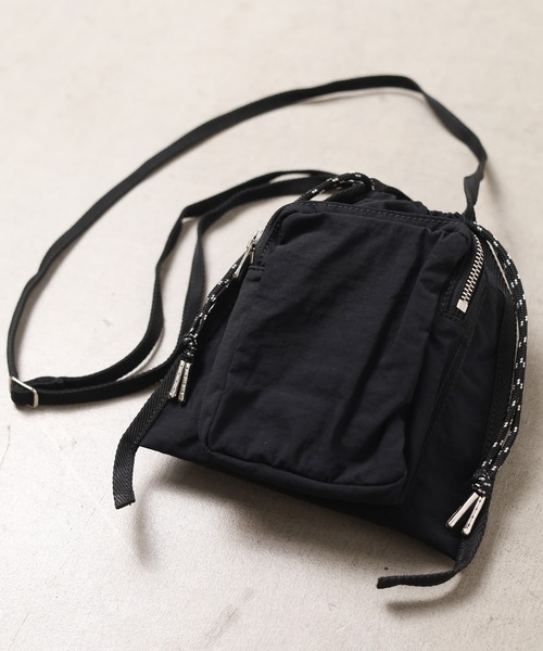 NO WAY(ノーウェイ)の「/implress(インプレス)/vsqueeze shoulder bag(ショルダーバッグ・レディース・ネイビー/ベージュ/レッド/グレー/マスタード/カーキ/ブラック・FREE)」の2枚目の写真