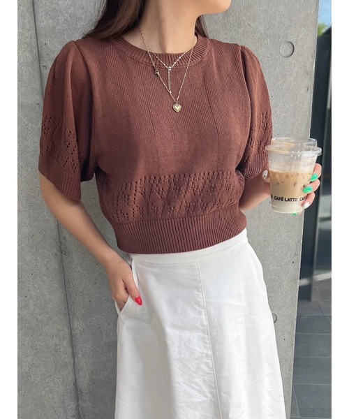 Green　Parks（グリーンパークス）の「AYANOプロデュースアイテム 透かしデザイン半袖ニットPO（ニット/セーター・レディース・チャコールグレー/ベージュ/ブラウン/オフホワイト/オレンジ/グリーン・FREE）」の4枚目の写真