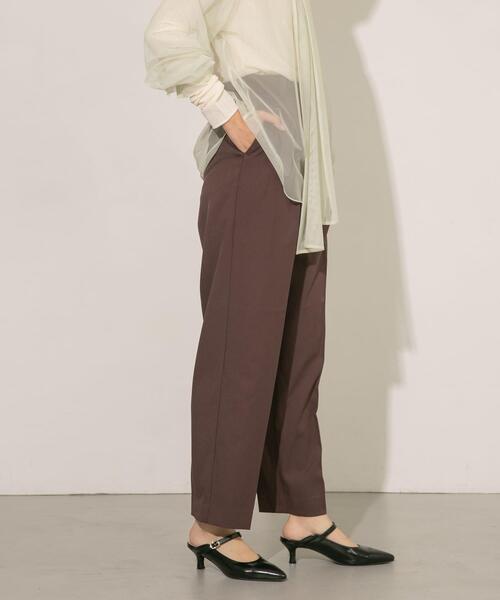 KBF（ケイビーエフ）の「センタープレスWIDEスラックス（その他パンツ・レディース・ダークブラウン/オフホワイト/グリーン/ラベンダー/ブラック・ONE）」の10枚目の写真