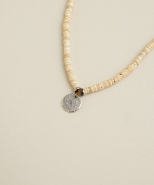 TonyTaizsun（トニータイズサン）の「TonyTaizsun/オールドビーズネックレス（ネックレス・メンズ・ホワイト・FREE）」の5枚目の写真