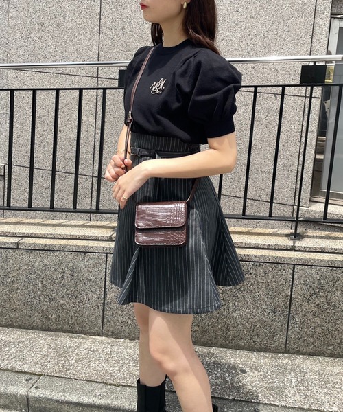 one after another NICE CLAUP（ワンアフターアナザーナイスクラップ）の「【2022AWアイテム】マイクロクロコミニバッグ（ショルダーバッグ・レディース・キャメル/ダークブラウン/レッド・FREE）」の7枚目の写真